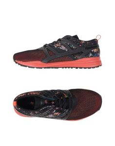 Низкие кеды и кроссовки Reebok