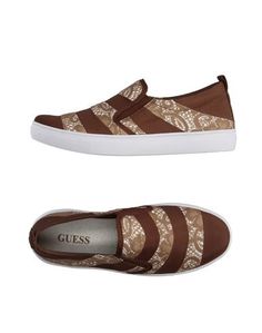 Низкие кеды и кроссовки Guess