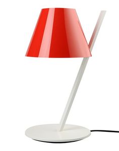 Настольная лампа Artemide