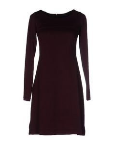 Короткое платье Fisico