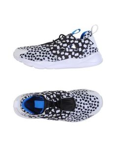 Низкие кеды и кроссовки Reebok