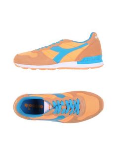 Низкие кеды и кроссовки Diadora