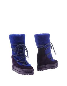 Полусапоги и высокие ботинки Casadei