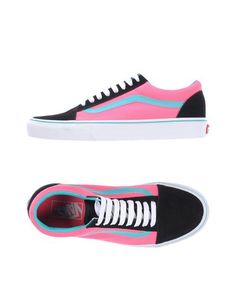 Низкие кеды и кроссовки Vans