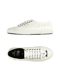 Низкие кеды и кроссовки Superga