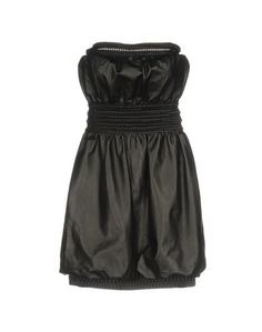 Короткое платье Fendi