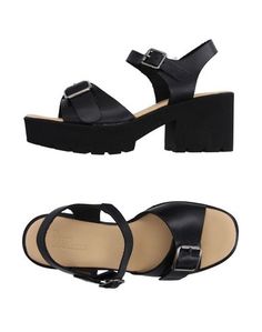 Сандалии Deux Souliers