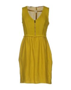 Короткое платье Burberry