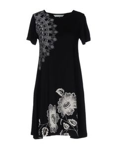 Короткое платье Desigual