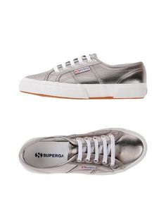 Низкие кеды и кроссовки Superga