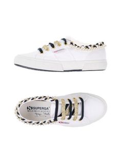 Низкие кеды и кроссовки Superga