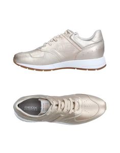 Низкие кеды и кроссовки Geox