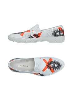 Низкие кеды и кроссовки Prada