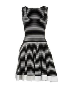 Короткое платье Dsquared2