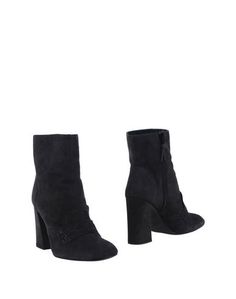 Полусапоги и высокие ботинки Stuart Weitzman