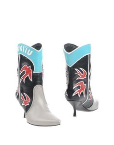Полусапоги и высокие ботинки Miu Miu