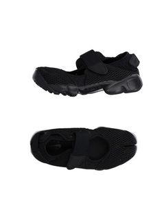 Низкие кеды и кроссовки Nike
