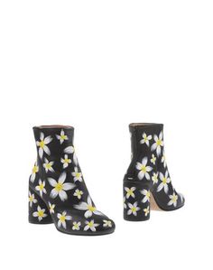 Полусапоги и высокие ботинки Maison Margiela 22