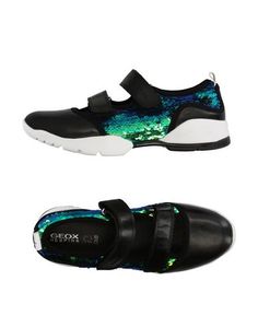 Низкие кеды и кроссовки Geox