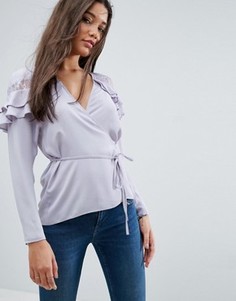 Блузка с запахом, кружевными вставками и рюшами ASOS - Синий