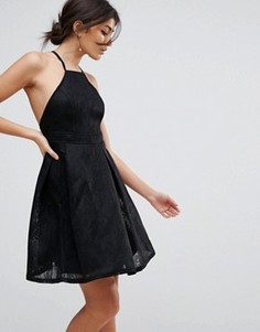 Короткое приталенное платье с американской проймой TFNC - Черный