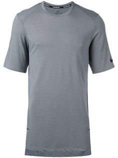 топ Breathe Elite Nike