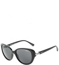 Черные очки с пластиковой оправой Vogue