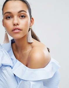 Серьги-подвески ограниченной серии с дисками и кисточками - Кремовый Asos