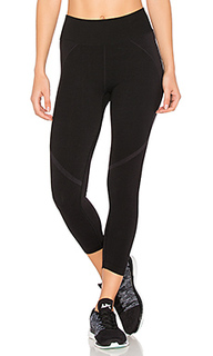 Qualifier seamless capri - Splits59