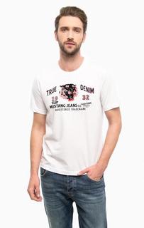Белая футболка с фактурным принтом Mustang