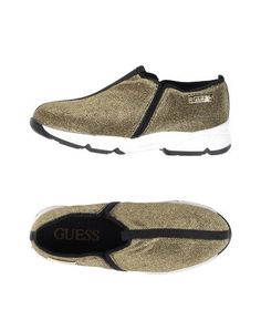 Низкие кеды и кроссовки Guess