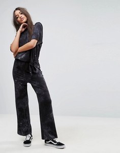 Трикотажный комбинезон с эффектом кислотной стирки ASOS - Серый