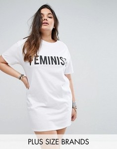 Платье-футболка с принтом Feminist Boohoo Plus - Белый