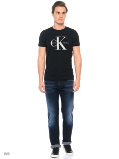 Джинсы Calvin Klein