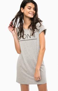Серое платье-футболка с принтом Only
