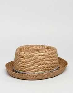 Соломенная шляпа с плоской круглой тульёй и лентой цвета хаки с ацтекским узором ASOS Raffia - Бежевый