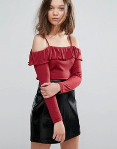 Топ в рубчик с открытыми плечами и оборками Daisy Street - Красный