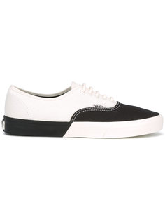 кеды с панельным дизайном Vans