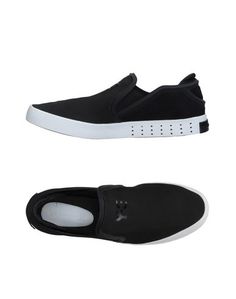 Низкие кеды и кроссовки Y-3