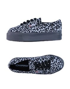 Низкие кеды и кроссовки Superga