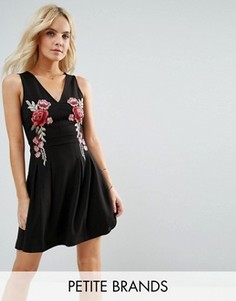Короткое приталенное платье с вышитыми розами Parisian Petite - Черный