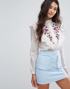 Блузка с оборками и цветочной вышивкой New Look - Белый