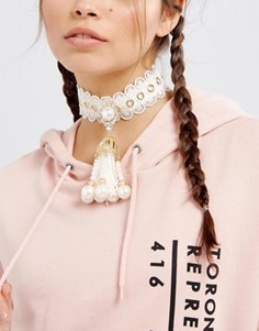 Броское ожерелье-чокер с искусственным жемчугом ASOS - Кремовый