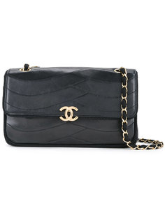 edge wrapped chain bag Chanel Vintage