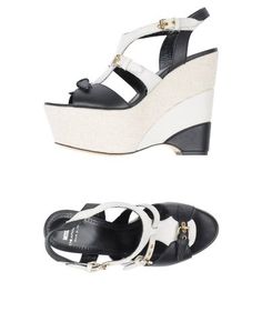 Сандалии Moschino Cheapandchic
