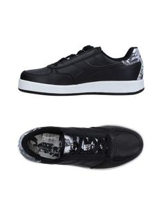 Низкие кеды и кроссовки Diadora