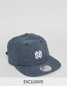 Регулируемая кепка Mitchell &amp; Ness эксклюзивно для ASOS - Темно-синий