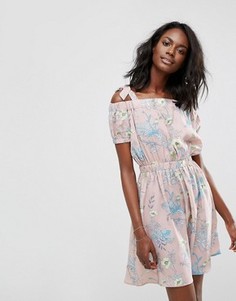 Короткое приталенное платье с завязками на плечах Boohoo - Розовый