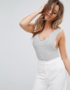 Боди в полоску с глубокими вырезами по бокам PrettyLittleThing - Белый