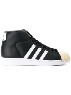 кеды с золотистым носком Adidas